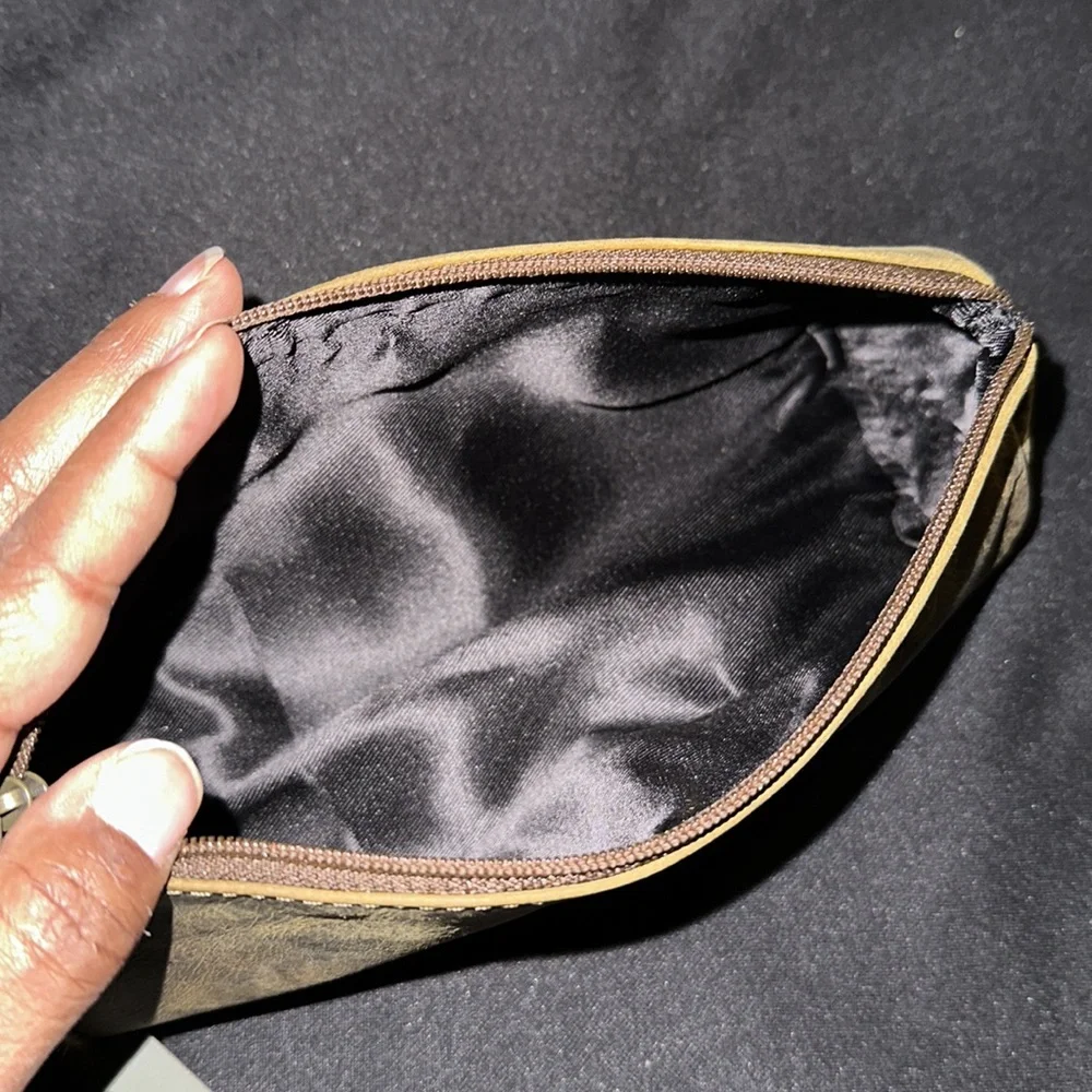 Small Myra Cosmetic Bag - Picture 3 of 3